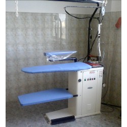 Ironing table with vacuum,...